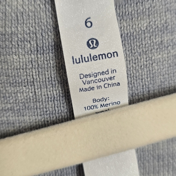 Lululemon Athletica Blue Merino Wool Sweater Sz 6 - Picture 8 of 9